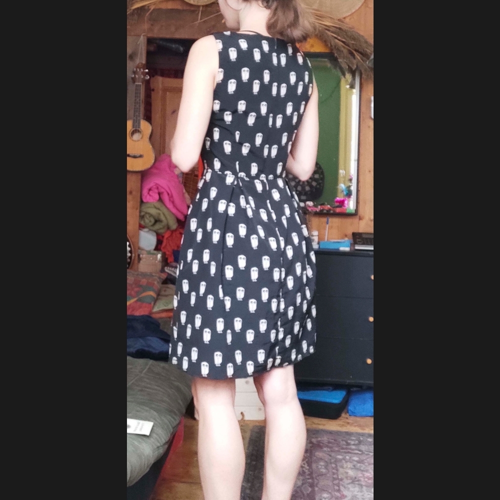 Little black dress - Picture 5 of 8